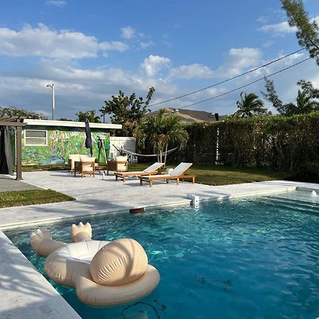 Jungle Cottage With Luxury Pool, Hot Tub And More! Lake Worth Beach Exteriér fotografie