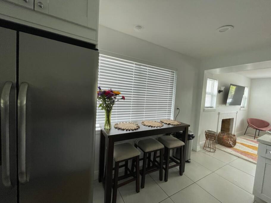 Jungle Cottage With Luxury Pool, Hot Tub And More! Lake Worth Beach Exteriér fotografie